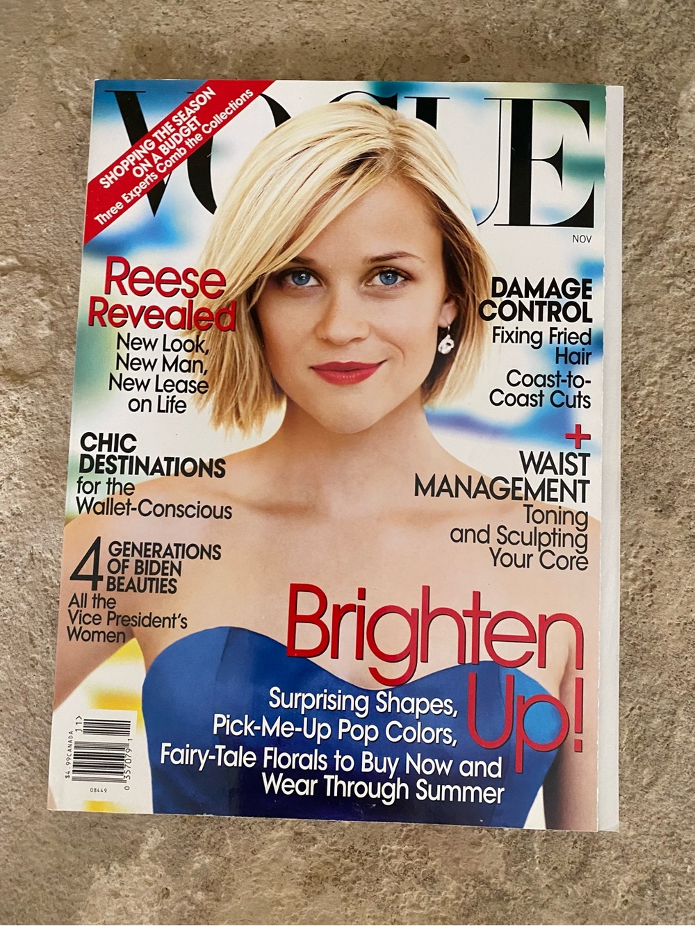 Vintage 2008 Vogue Magazine— Reese Witherspoon on cover.